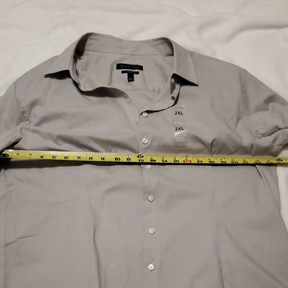 Tommy Hilfiger Men's Light Gray Button Down Shirt - Picture 6 of 7